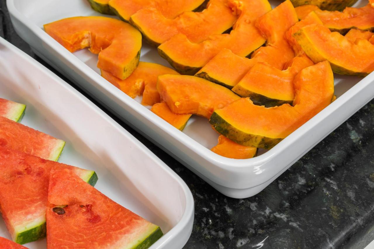 Mega Aeroporto Apenas 1 Km De Distância Do Aeroporto De 3*