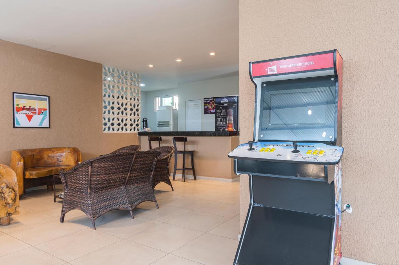 Casa de hóspedes Mega Aeroporto Apenas 1 Km De Distância Do Aeroporto De 3*
