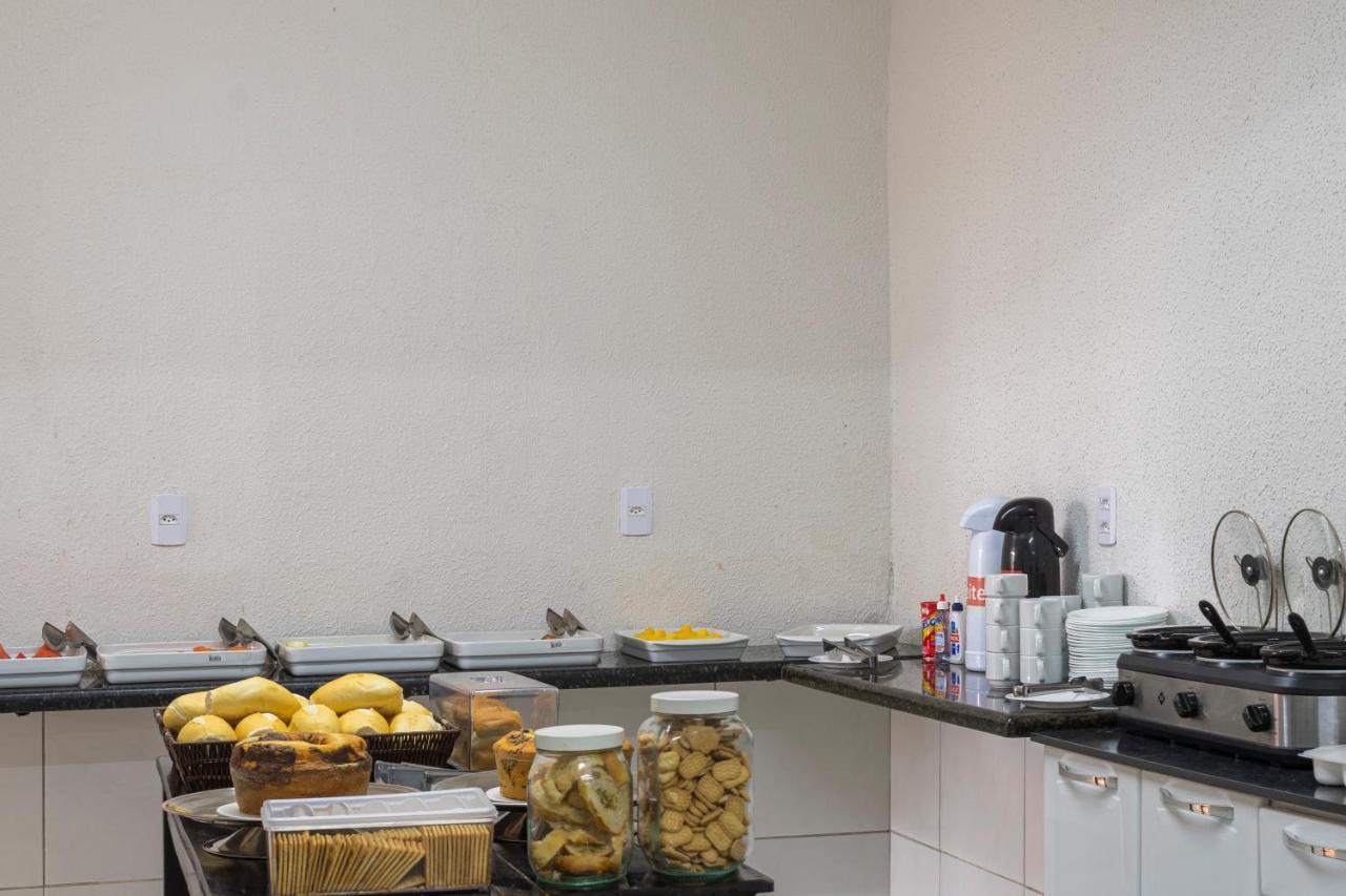 Casa de hóspedes Mega Aeroporto Apenas 1 Km De Distância Do Aeroporto De