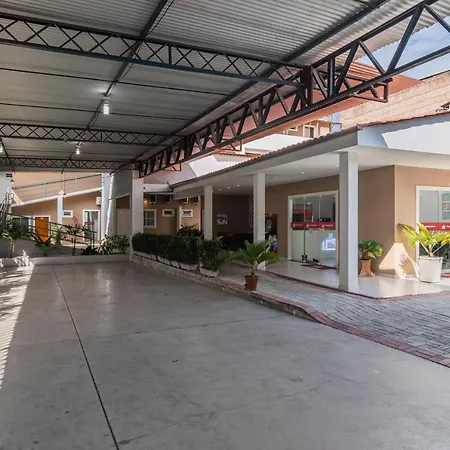 Mega Aeroporto Apenas 1 Km De Distância Do Aeroporto De 3* Fortaleza (Ceara)