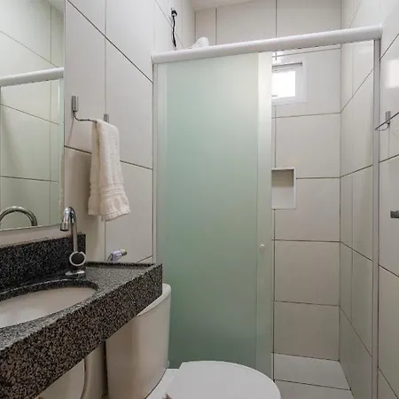 Casa de hóspedes Mega Aeroporto Apenas 1 Km De Distância Do Aeroporto De 3*